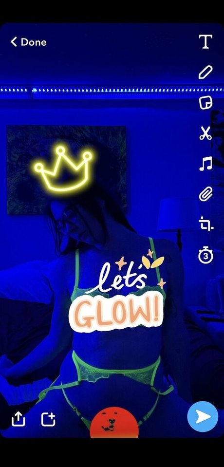 mackenziestith exclusive model image