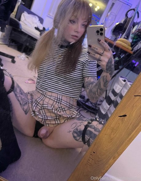 emilypiexo exclusive model pics