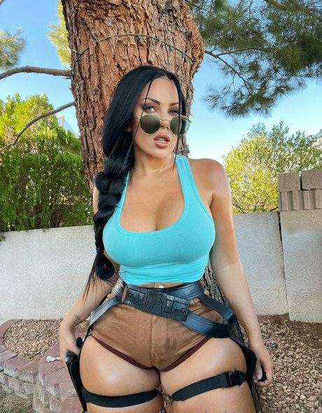 justadorkthatglewup pretty model picture