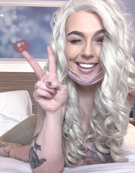 naughtynaturalnova nudes model gallery