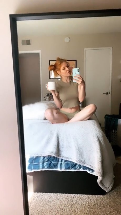 Maid of Might model nudes img