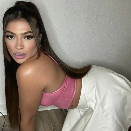 hatidza demirovic hd pornstar picture