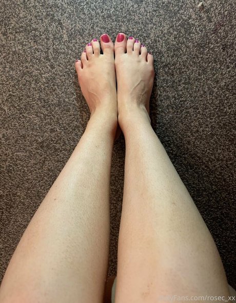 Cara Arabella nude model images