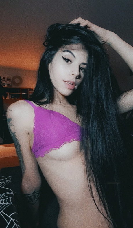 ellathrasher star naked picture