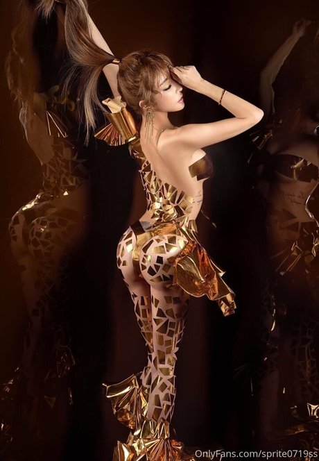 Sprite Fang Qi Yuan naked pornstar gallery