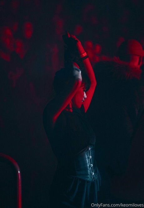 Keomiloves star hot photos