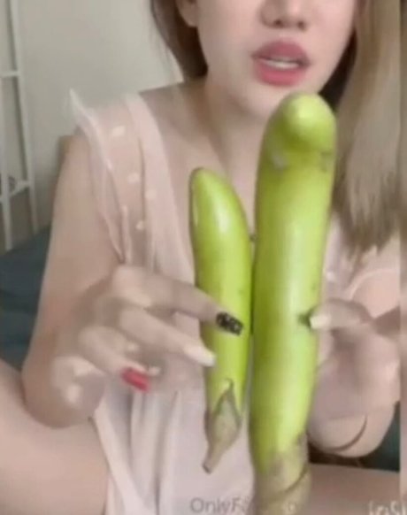 menaraewadee beautiful model gallery