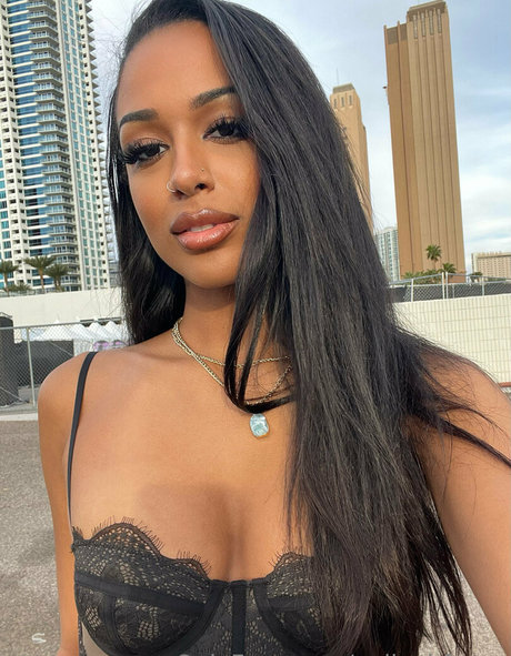 Aaliyah Foxxx erotic star picture