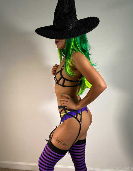 AmyGabe beautiful model picture