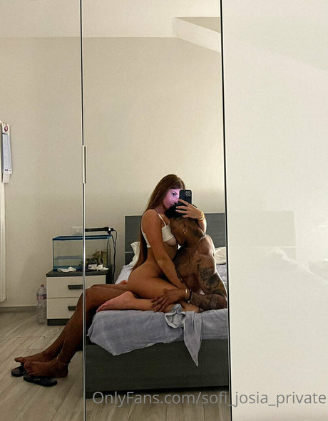 sofi josia private naked actress pics