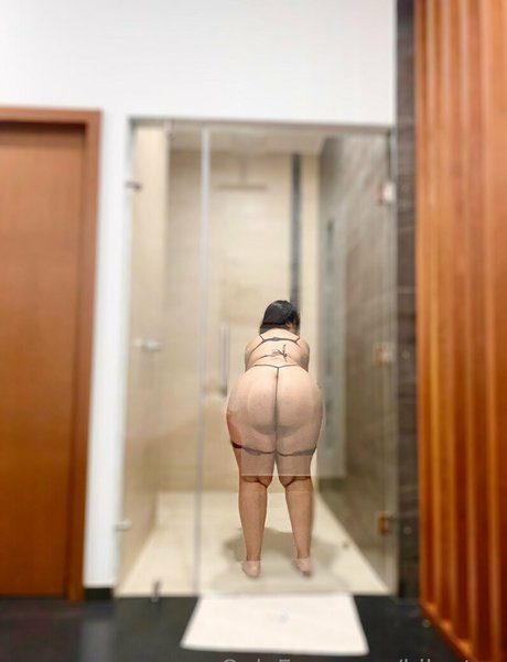 hilantya pretty pornstar galleries