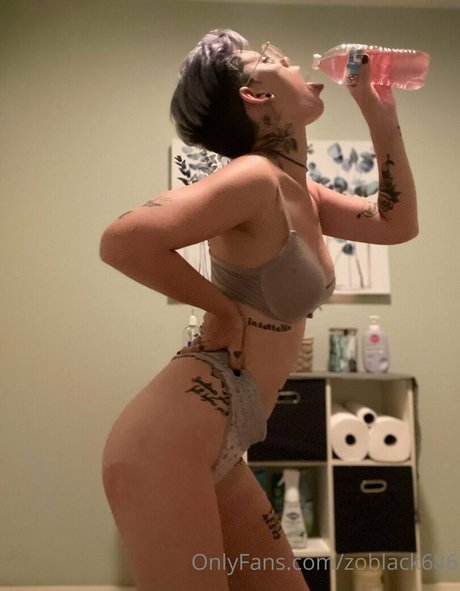 zoblack686 pornstar nice img