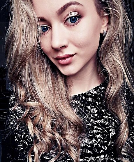 alinalovely pornstar hot gallery