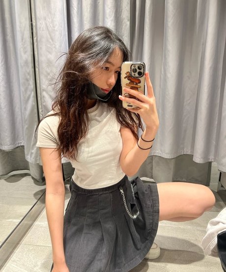 maggiechow123 adult actress archive