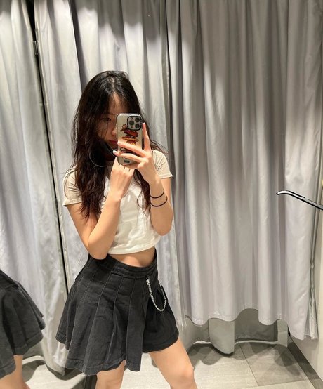 maggiechow123 sexy model pictures