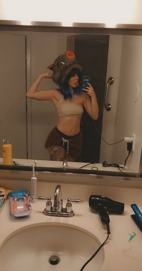 universalhyuckboy star best photo