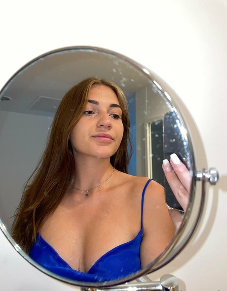 Thalia Sarris pornstar nice pic