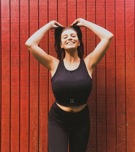 Kaylee Burnett pornstar xxx galleries