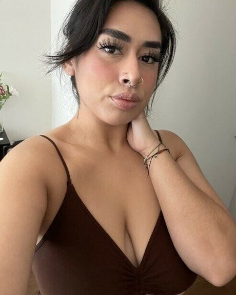 brattthunnneyyy 888 pornstar nude pictures