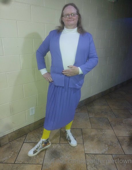 jenniferpieclown perfect actress image