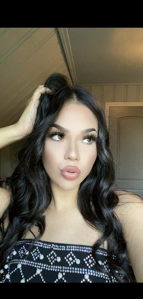 desmariie beautiful star image