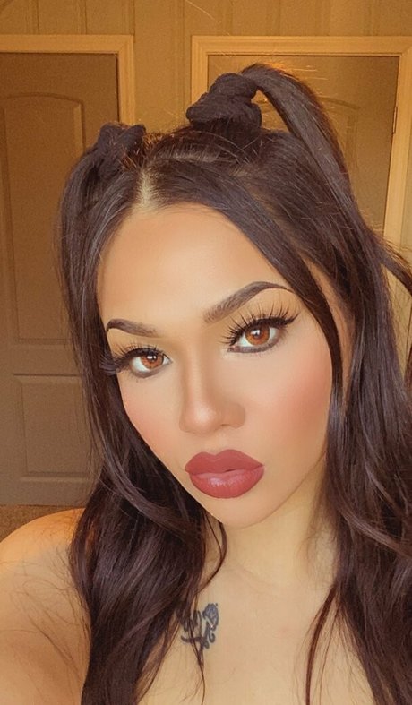 desmariie high quality model photo