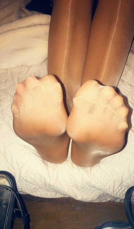 nylonskitten sex model pics