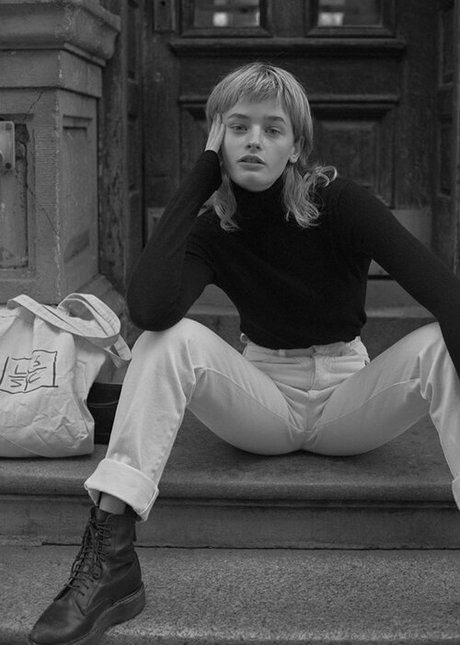 Esther McGregor profile image