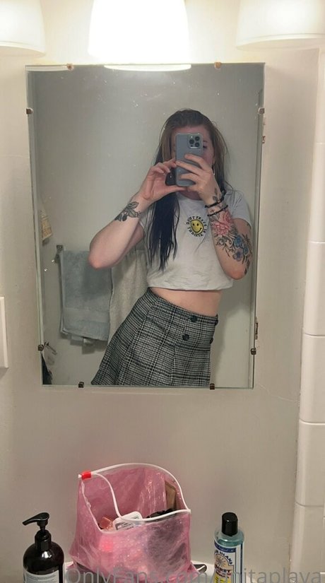 Anita Playa nude model pictures