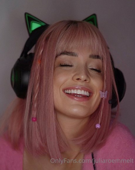 outdoor shower onlyfans art nude pic