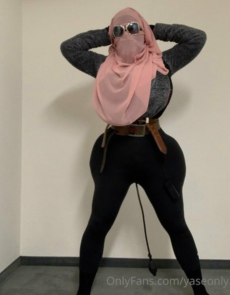 yaseonly pornstar hd gallery