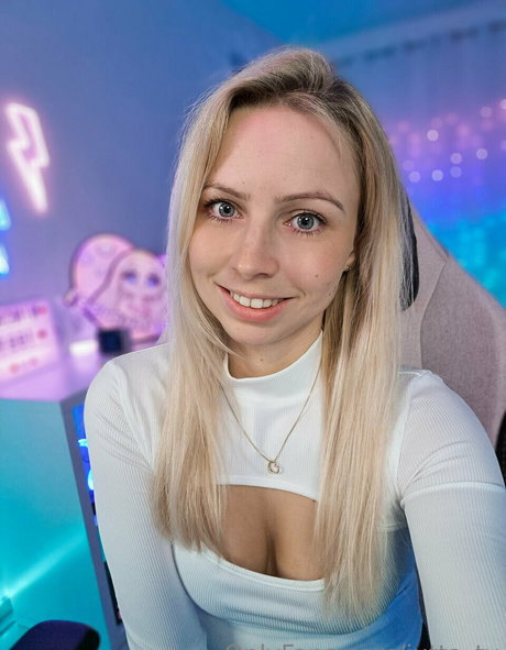 Jutta TV pornstar photo