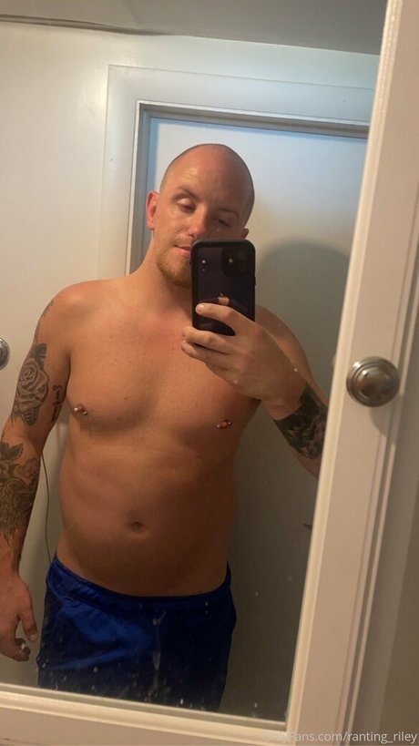 ranting riley star pics