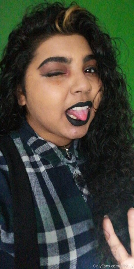 sillytilly free model img