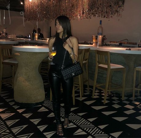 Meshi Malka star beautiful galleries