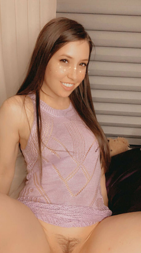 mistygates star naked photo