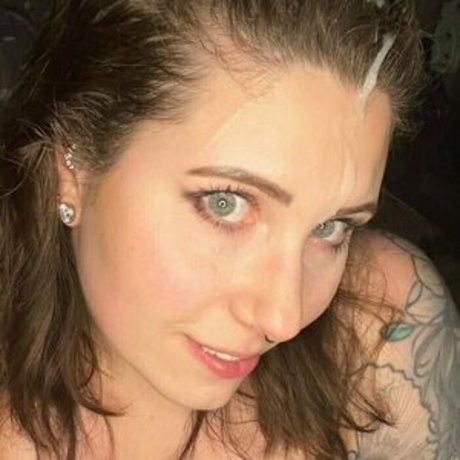 frostedcupcake92 perfect actress galleries