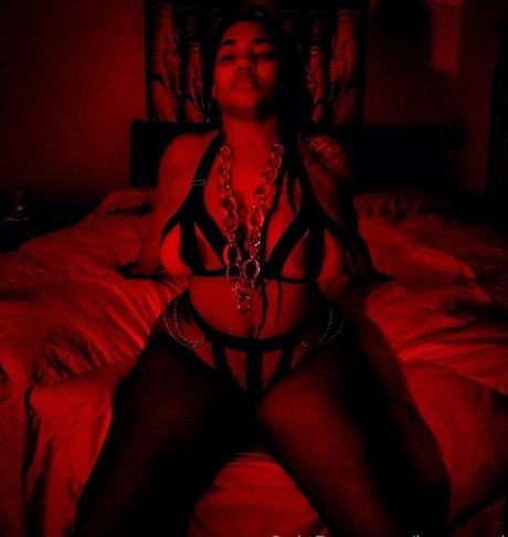 issa reed naked pornstar pic