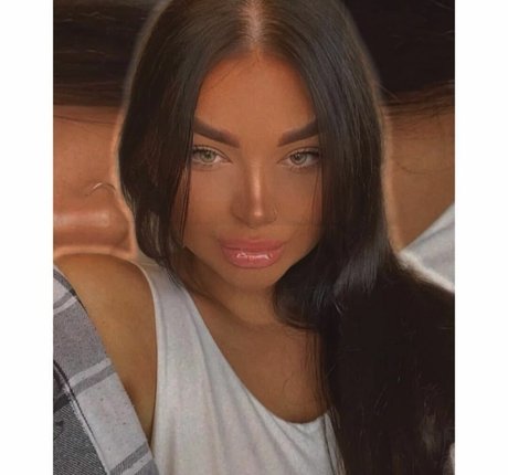 Katie Kerman sexy actress pic