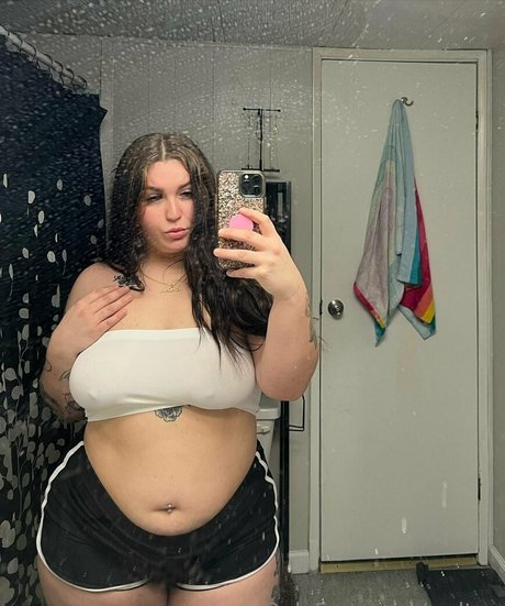 radtae pornstar photos