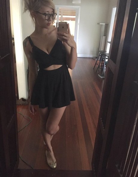 Sinneddonut nudes pornstar image