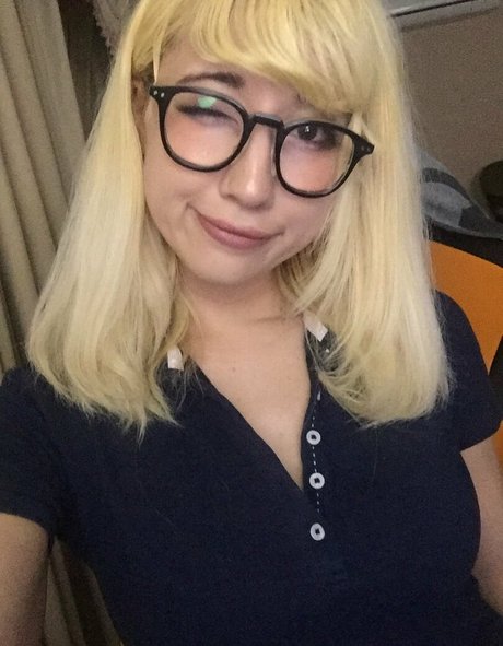 Sinneddonut free actress picture