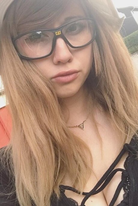 Sinneddonut perfect pornstar pictures