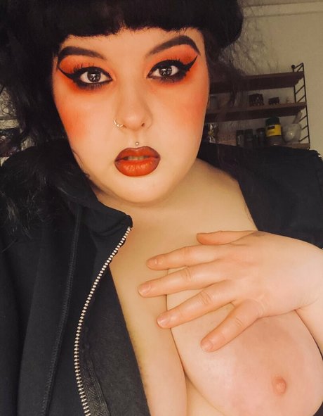 adinaanger free model image