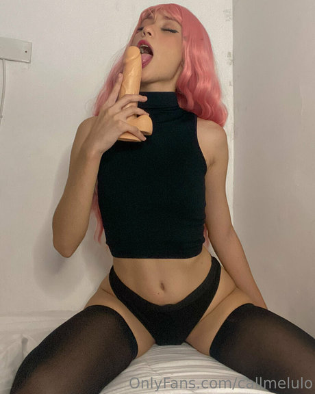 CallMeLulo naked model galleries