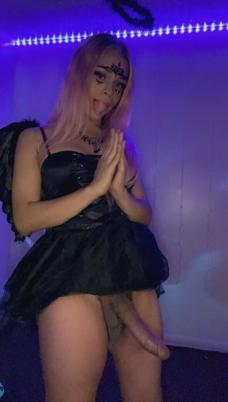 ravenbabe erotic actress gallery