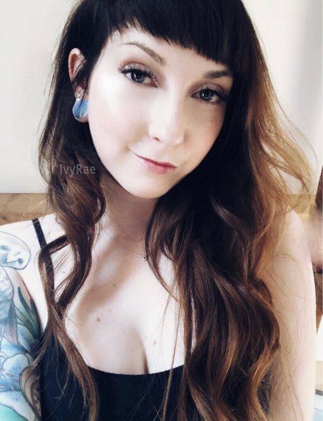 Porcelain pet erotic actress image