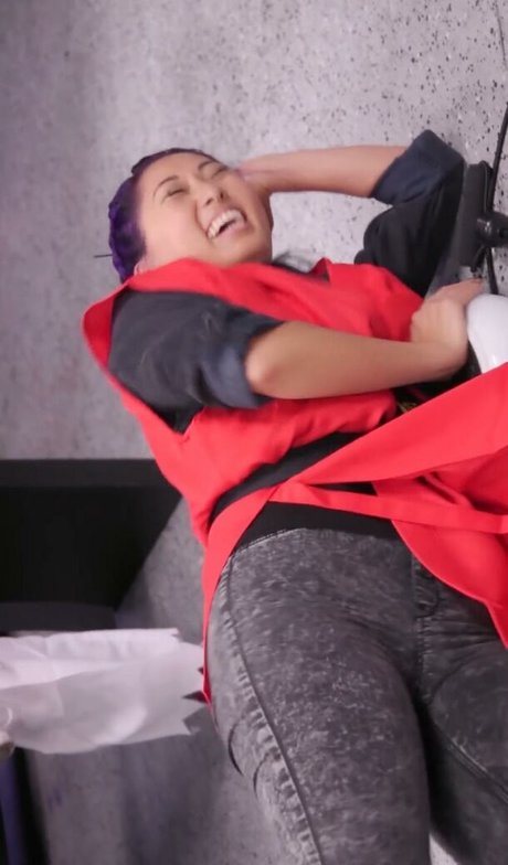 Mari Takahashi exclusive star images