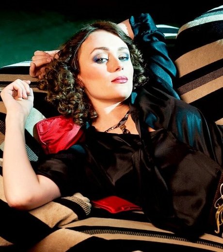Keeley Hawes top pornstar pics