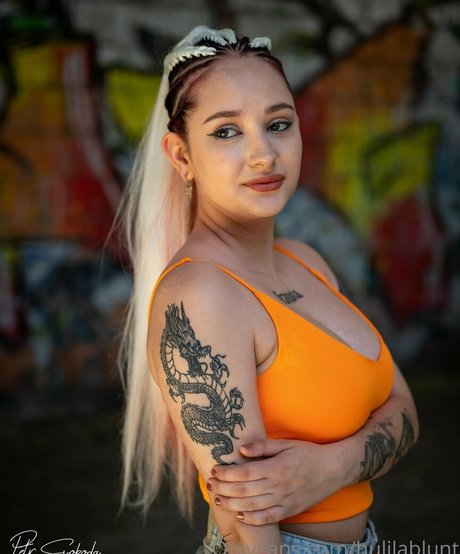 hulilablunt perfect model pic